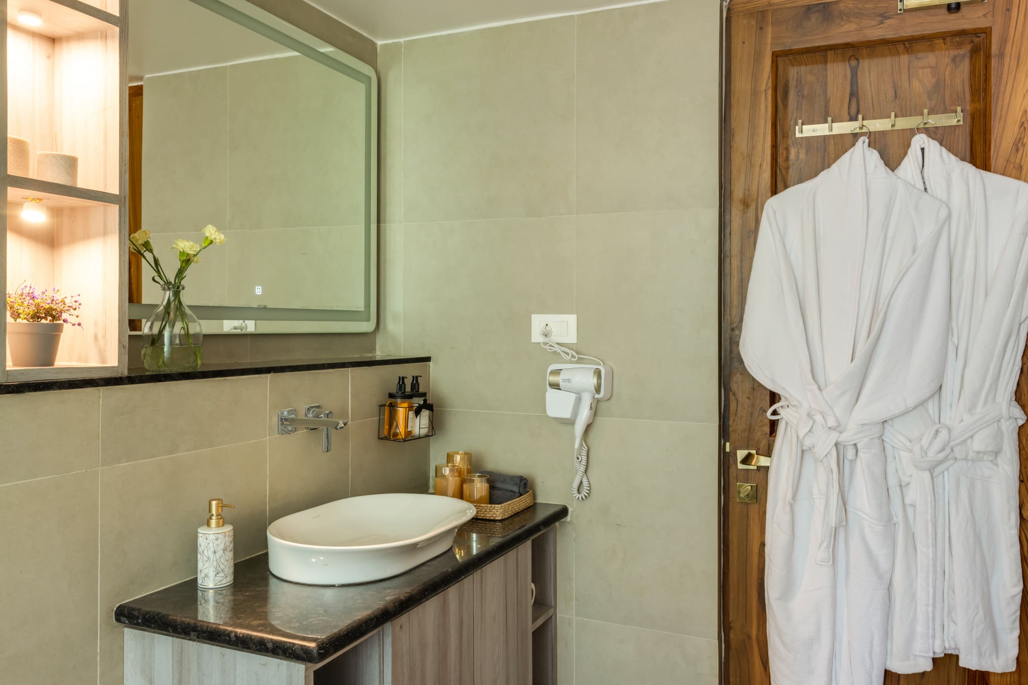 luxury villas in goa with private beach