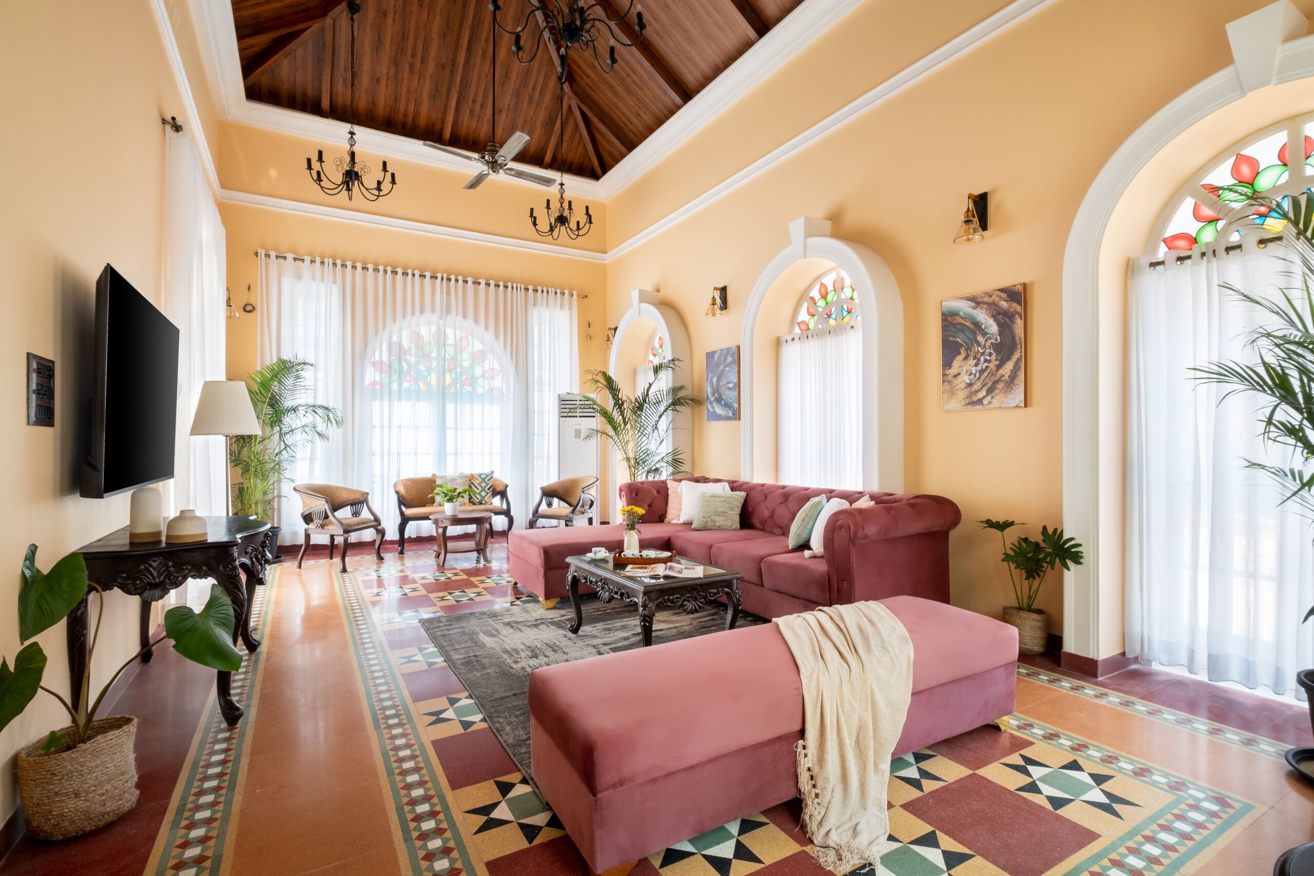 Casa Royale- 3