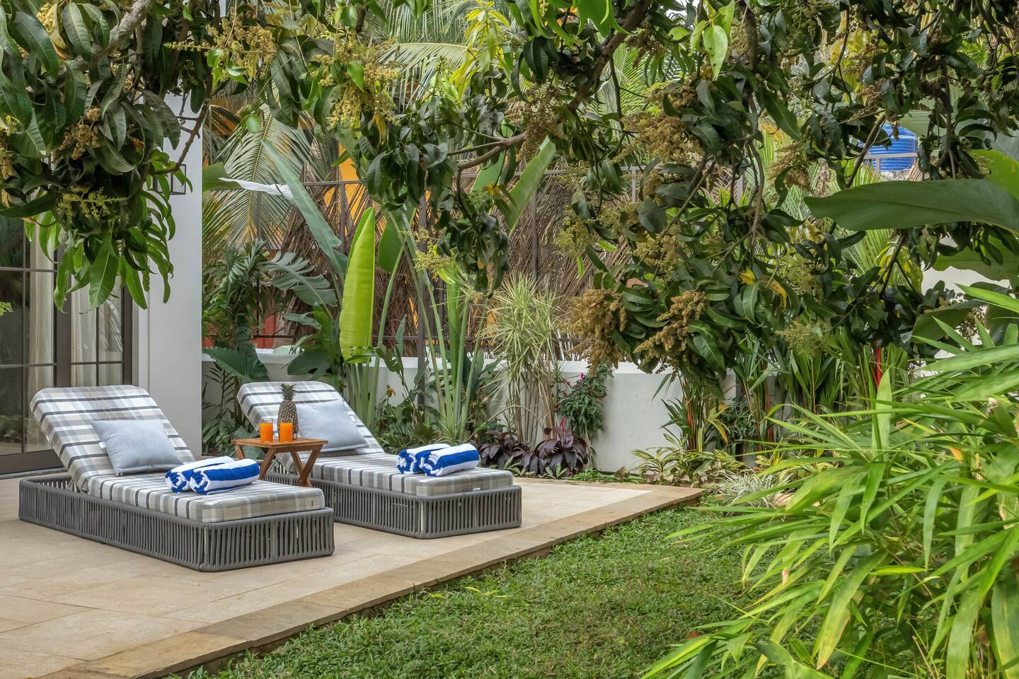 1a2c1daf-d621-421c-a9e4-3c4901fd31de