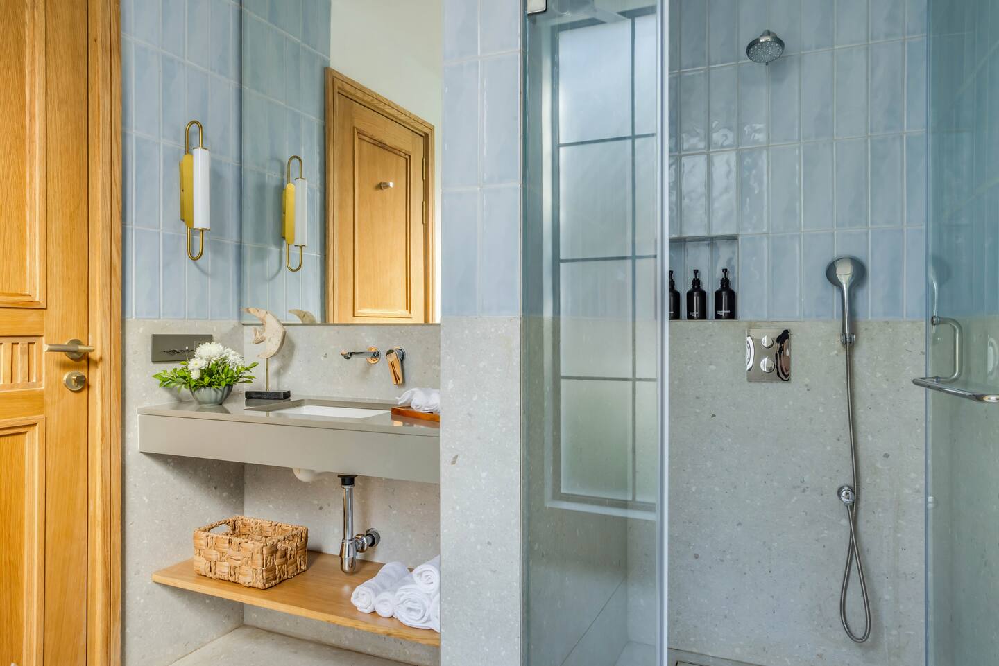 4498b08b-20a0-42b3-a90f-6d743ebfee51