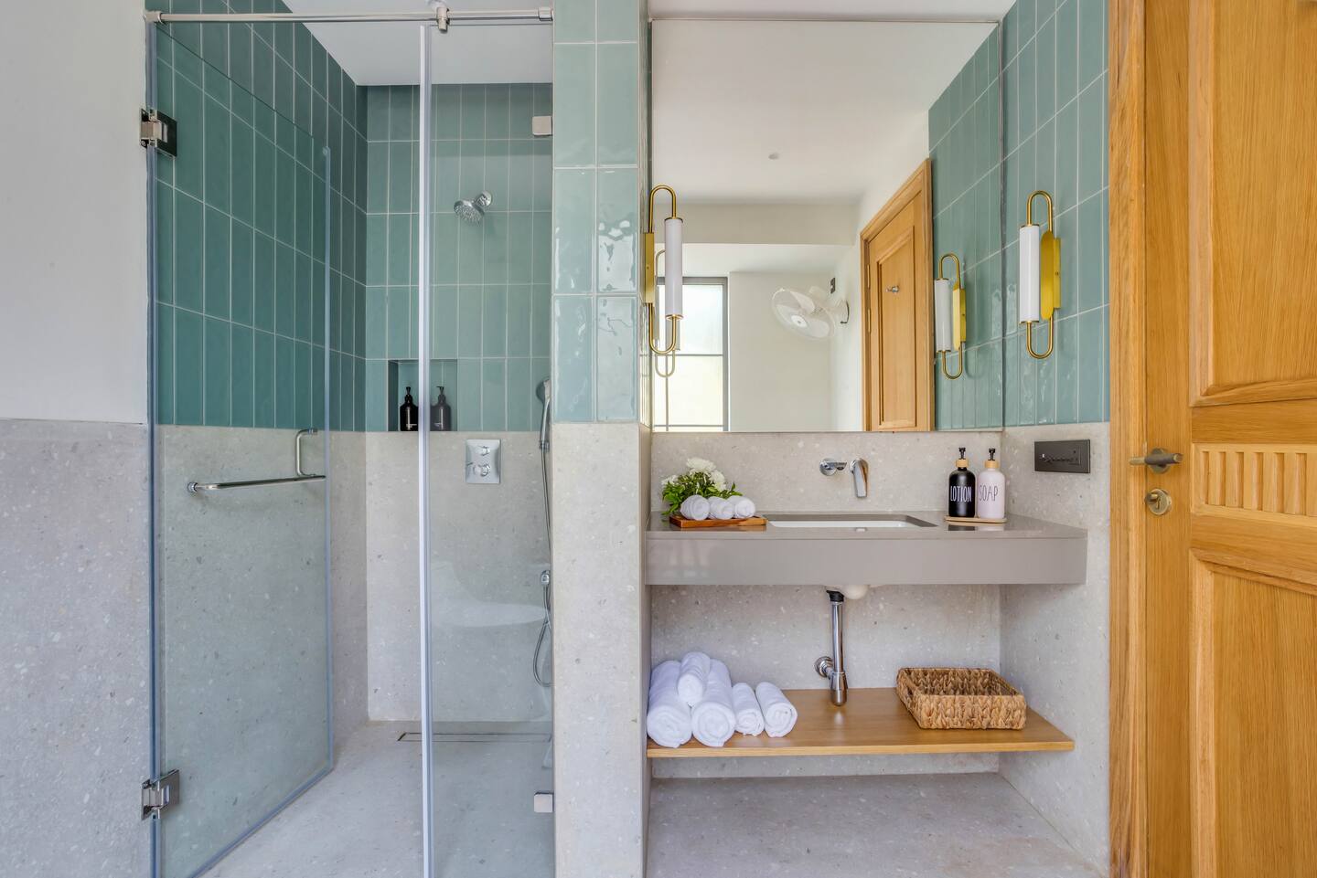 5bb281ab-e152-4543-869e-4405d429376c