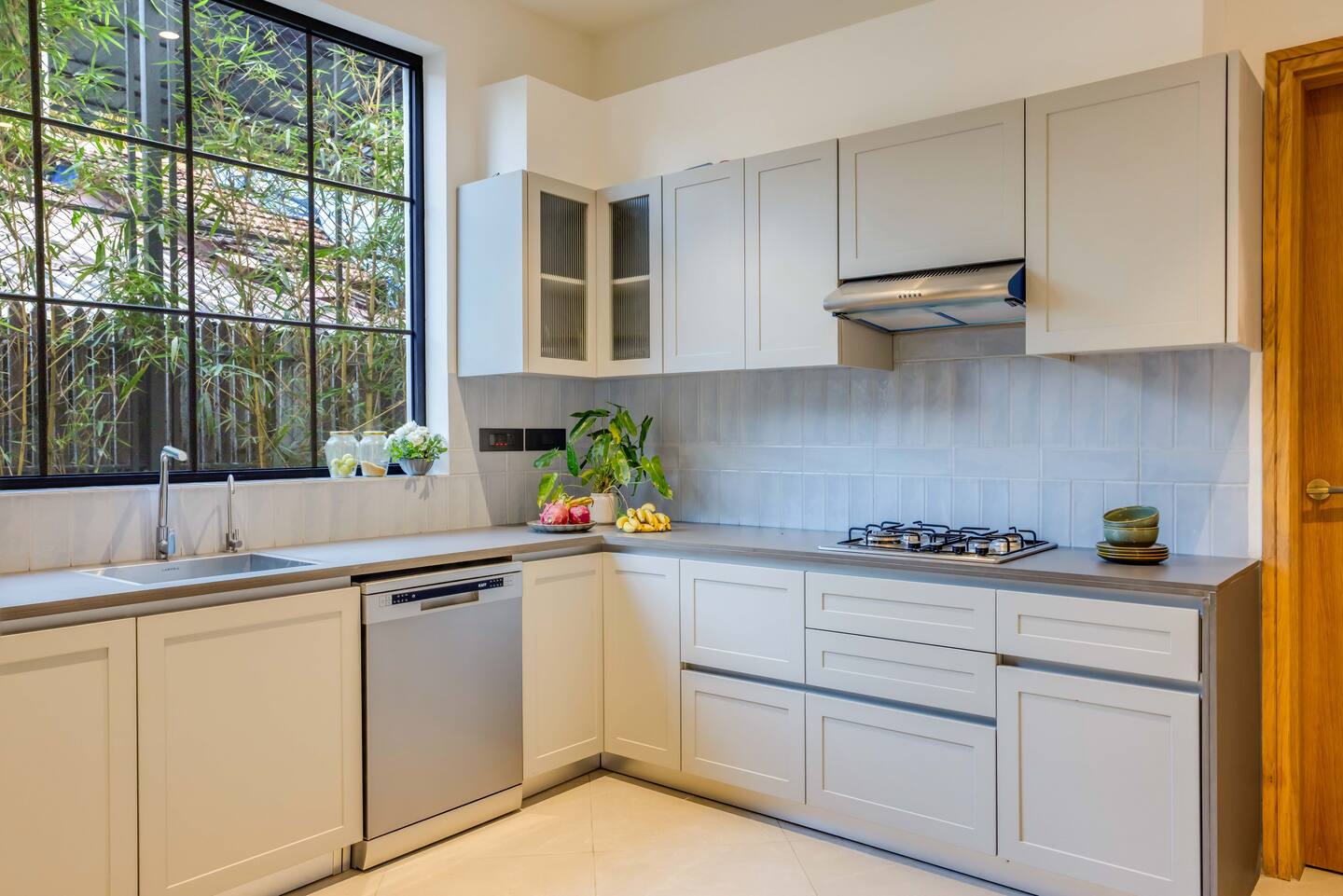 b7c3211a-c342-4e8b-9a9d-a79ac9daf7ba