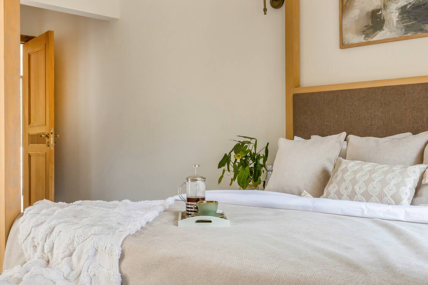 f6f81247-8753-4d53-8bcd-837f628c7e72