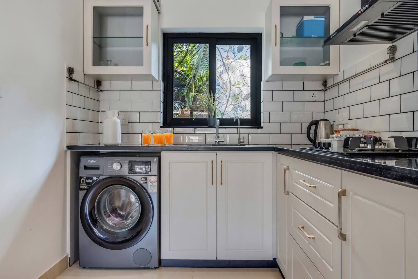 2c8cf5ea-1bdc-47c3-bbe9-6c0ffcb666db